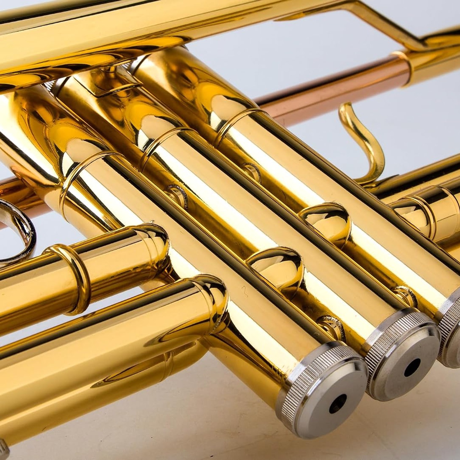 Bb Trumpet with Case and Gloves